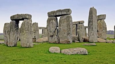 Enjoying a Stonehenge Day Trip from London