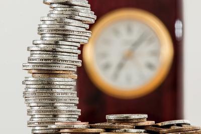 Surviving the Cost of Living Crisis - 5 Easy Money Saving Tips