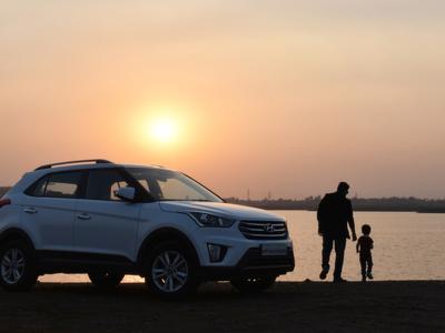 Traveling with Kids in the UK: How Car Hire Can Make Family Trips Easier with hiyacar.co.uk