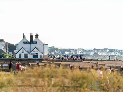 London to Whitstable Day Trip Inspiration
